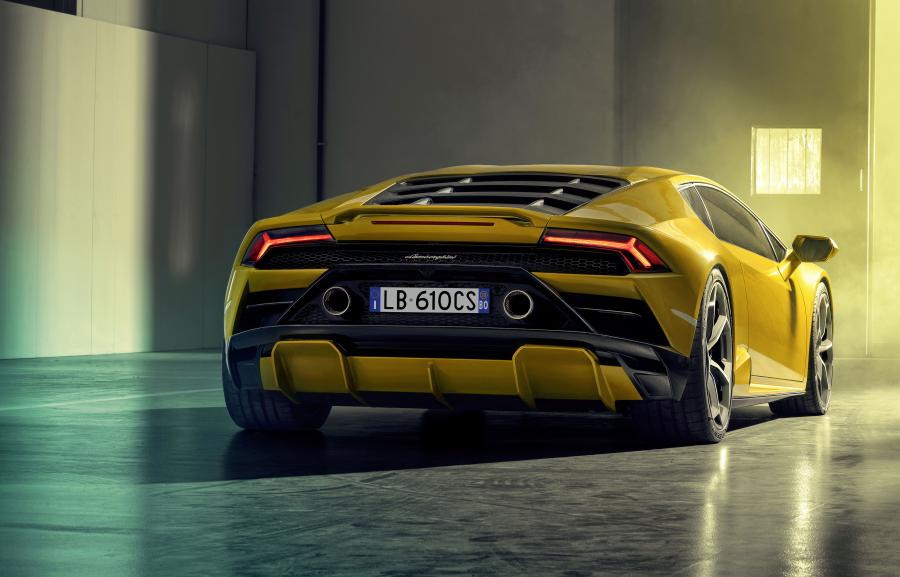  Lamborghini Huracan EVO RWD (LB724) 2020 года  (фото 16 из 19)